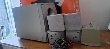 Home soround sound speaker system. in Okinawa, Japan