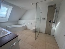 1.450 sq ft 2br /1,5 bathroom maisonette in Echterdingen - Elevator, 2 garage spots in Stuttgart, GE