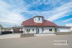 Exclusive property with multiple garage parking spaces in Otterbach in Ramstein, Germany