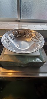 Lrg Metal Fruit Bowl in Okinawa, Japan