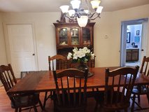 Dining Table with 6 chairs in Cleveland, Texas
