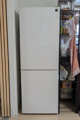 Fridge-freezer combo Sharp SJ-PD27D-W, very good condition in Okinawa, Japan