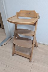 Toddler high chair in Okinawa, Japan