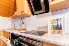 Furnished 2BR 1.5BA w/ walk-in closet, office, balcony & grill, 5min to RAB in Ramstein, Germany