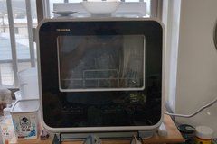 Small tabletop dishwasher Toshiba DWS-22A in Okinawa, Japan