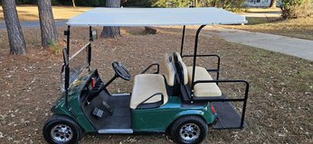 EZGO TXT Gas Powered Golf Cart in Warner Robins, Georgia