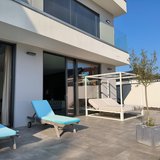 TLA/TDY freestand. 4BR 3BA house w/ heated floors & yard, 9min to RAB [ref: E39] in Ramstein, Germany