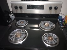 whirlpool Stove in Camp Lejeune, North Carolina