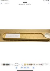 Baguette/French bread bamboo cutting board - New in Chicago, Illinois