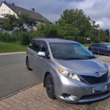 2011 TOYOTA SIENNA in Stuttgart, GE