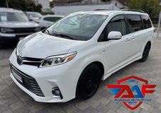 2018 TOYOTA SIENNA LIMITED AWD (7 Seats) in Ramstein, Germany