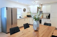 TLA/TDY modern 3BR 2BA w/ heated floors, patio & BBQ grill, 3min to RAB [ref: F24A] in Ramstein, Germany