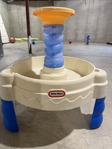 Little Tikes Water Table in Plainfield, Illinois
