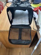 Pet Carrier in Fort Campbell, Kentucky