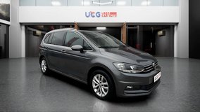 2019 Volkswagen Touran Highline in Ramstein, Germany