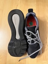 Clarks size 8 womens in Byron, Georgia