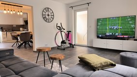 TLA/TDY modern 2BR 1BA w/ patio & BBQ grill [ref: W22] in Ramstein, Germany