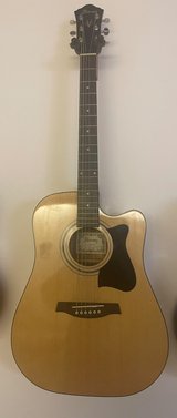 Ibanez electro-acoustic guitar in Stuttgart, GE
