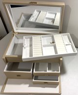 New! Thirty-One Gifts lg Classic Jewelry Organizer Box in Westmont, Illinois