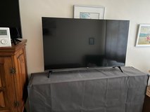 40 inch Qled tv TCL 40SF560-UK as new used once still with box, unwanted gift in Lakenheath, UK