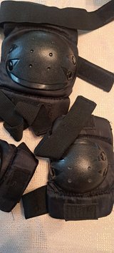 Kids knee and elbow pads in Okinawa, Japan