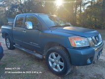for sale Nissan titan 2010 in Leesville, Louisiana
