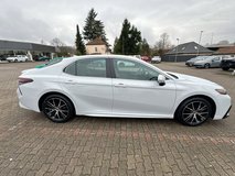 2024 Toyota Camry SE Auto in Grafenwoehr, GE