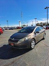 Low miles 2014 kia in Fort Leonard Wood, Missouri