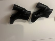 Maddens Women’s Black 1/2” Platform Activatte Square Toe Block Heel Booties 11M in Kingwood, Texas