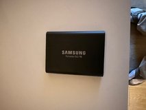 Samsung T5 External Drive (2TB) in Stuttgart, GE