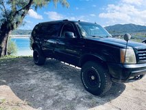 2004 Cadillac Escalade ESV AWD in Okinawa, Japan