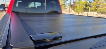 Ford Super Duty Retractable Tonneau Cover OBO in Ruidoso, New Mexico