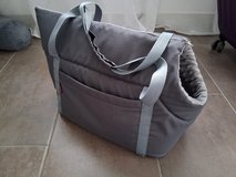 Dog Carrier Shoulder Bag in Stuttgart, GE