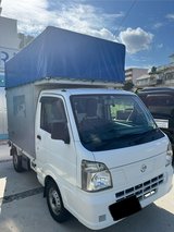 ?? Nissan Kei Truck with Cargo Box (Black Business Plate) — Ready for Work! in Okinawa, Japan