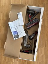 Dyson V10 Cyclone /Absolut parts (electric brush ..) in Stuttgart, GE