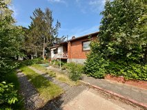 One family house with guest house for skilled craftsman in Ramstein, Germany