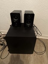 Kanto YU2 Desktop Speakers + 8" Powered Subwoofer – Excellent Condition in Stuttgart, GE