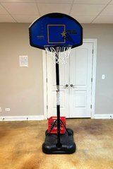 KIDS HEIGHT-ADJUSTABLE BASKETBALL HOOP - PORTABLE BACKBOARD & STAND - HUFFY in St. Charles, Illinois