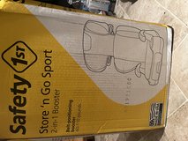 Kids booster seat in Fort Leonard Wood, Missouri