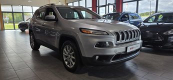 2018 Jeep Cherokee Limited — Premium Comfort with Jeep Capability in Grafenwoehr, GE