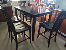 Dinning table, bar height, 4 chairs, good condition in Guam, GU