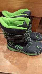 Snow boots in Plainfield, Illinois