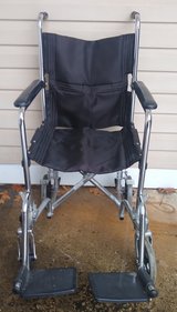 Wheelchair Folds up in St. Charles, Illinois