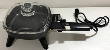 Continental Electric 600W 6" electric non-stick Mini-Skillet / Grill - **EUC** in New Lenox, Illinois