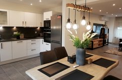 TLA/TDY modern 2BR 1BA w/ heated floors, balcony & BBQ grill, 5min to RAB [ref:W20] in Ramstein, Germany