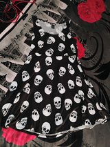 Skull Skater Dress Hot Topic Large in Alamogordo, New Mexico