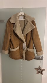 Bershka Shearling-Style Coat – Size L in Ramstein, Germany