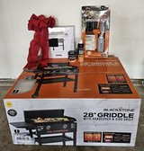 Blackstone 28 inch griddle and accessories in Houston, Texas