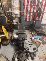 gold’s gym, two-piece weight set with weights in Fairfield, California