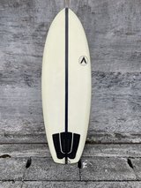 6’ft Bull Ant Surfboard in Okinawa, Japan